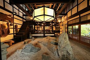 Momijiya Bekkan Kawanoiori