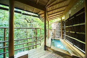 Momijiya Bekkan Kawanoiori