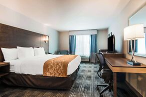 Comfort Inn & Suites