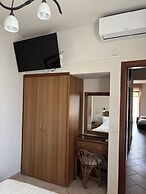 Paralio Hotel