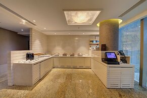 Niranta Transit Hotel Mumbai Airport - At Arrivals