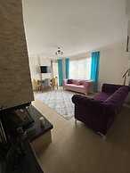 Assortie La Villa Hotel