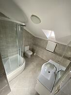 Assortie La Villa Hotel