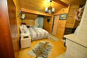 Assortie La Villa Hotel