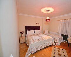 Assortie La Villa Hotel