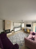 Assortie La Villa Hotel