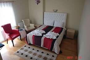 Assortie La Villa Hotel