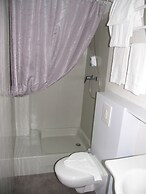 Hôtel et Studios Les Amandiers