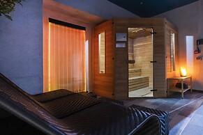 Hotel 87 Eighty seven