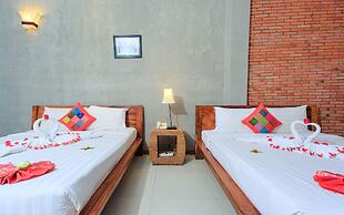 Saravoan Royal Palace