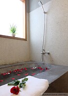 Saravoan Royal Palace