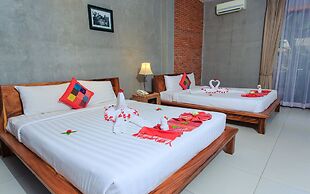 Saravoan Royal Palace