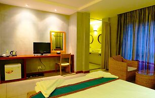 Saravoan Royal Palace