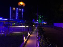 Woodpecker Resort