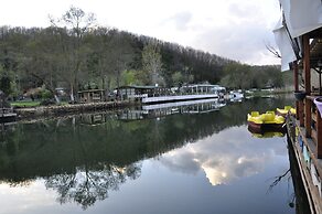 Mints Hotel - Adult Only