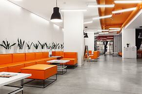 Orange Hotel