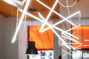 Orange Hotel