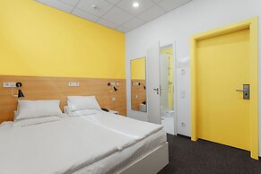 Orange Hotel