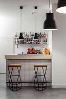 Orange Hotel