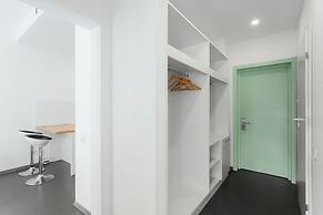 Orange Hotel