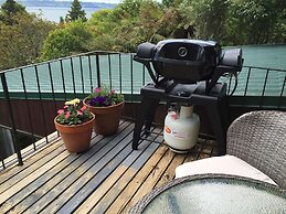 Lakeview Holiday Home