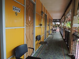 Flory's Inn