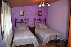 Casa Rural Os Carballos
