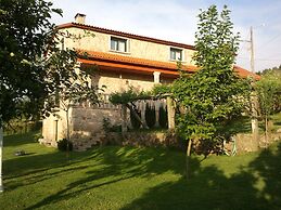 Casa Rural Os Carballos