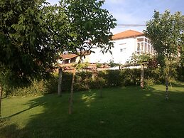 Casa Rural Os Carballos