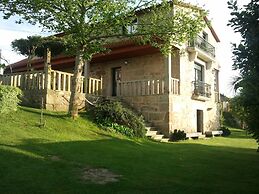 Casa Rural Os Carballos