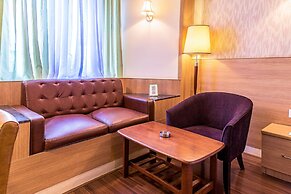 Treebo Premium Grand Emerald