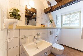 Apartments Latrán 43