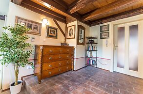 Apartments Latrán 43