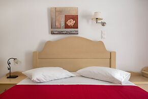 Leonardos Apartments