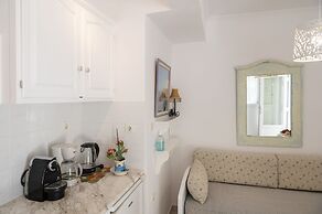 Leonardos Apartments