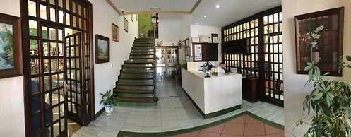 Hotel Restaurante La Yedra