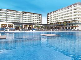 Royalton Blue Waters Montego Bay, An Autograph Collection All Inclusiv