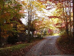 Country Road Cabins