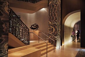 Four Seasons Hotel New York Downtown