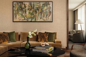 Four Seasons Hotel New York Downtown
