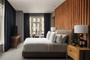 Four Seasons Hotel New York Downtown