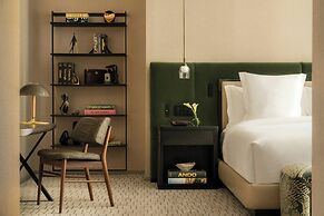 Four Seasons Hotel New York Downtown
