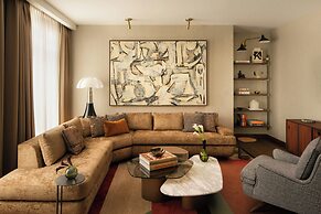 Four Seasons Hotel New York Downtown