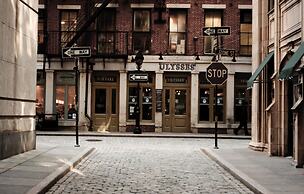 Four Seasons Hotel New York Downtown