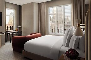 Four Seasons Hotel New York Downtown