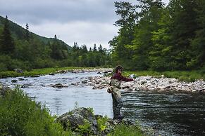 Big Intervale Fishing Lodge