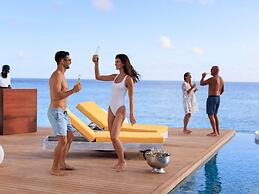 Mercure Maldives Kooddoo Adult-Only Resort