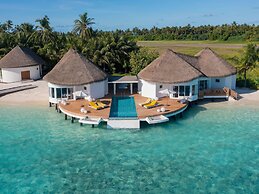 Mercure Maldives Kooddoo Adult-Only Resort