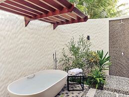 Mercure Maldives Kooddoo Adult-Only Resort