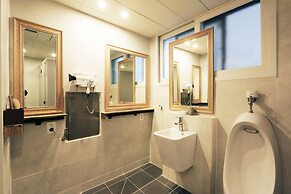 Blueboat Hostel Jeonju